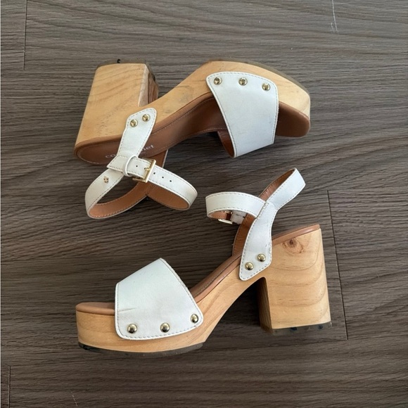 Steve Madden Shoes - Steve Madden White Sandal Wood-Block Heel